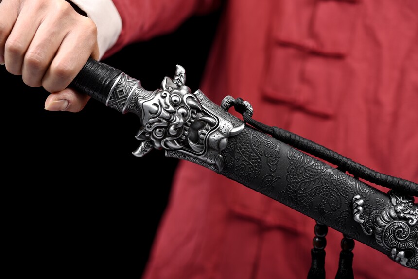 Handmade Sword Black Blade,Black Sword,Dragon Pattern Ornaments,Battle Ready,Collectible Sword,Essential for giving gifts (3)