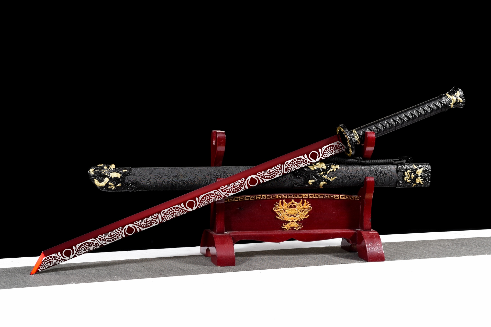 dragon king crimson flame tang dao red roasted manganese steel dragon motif leather saya 01